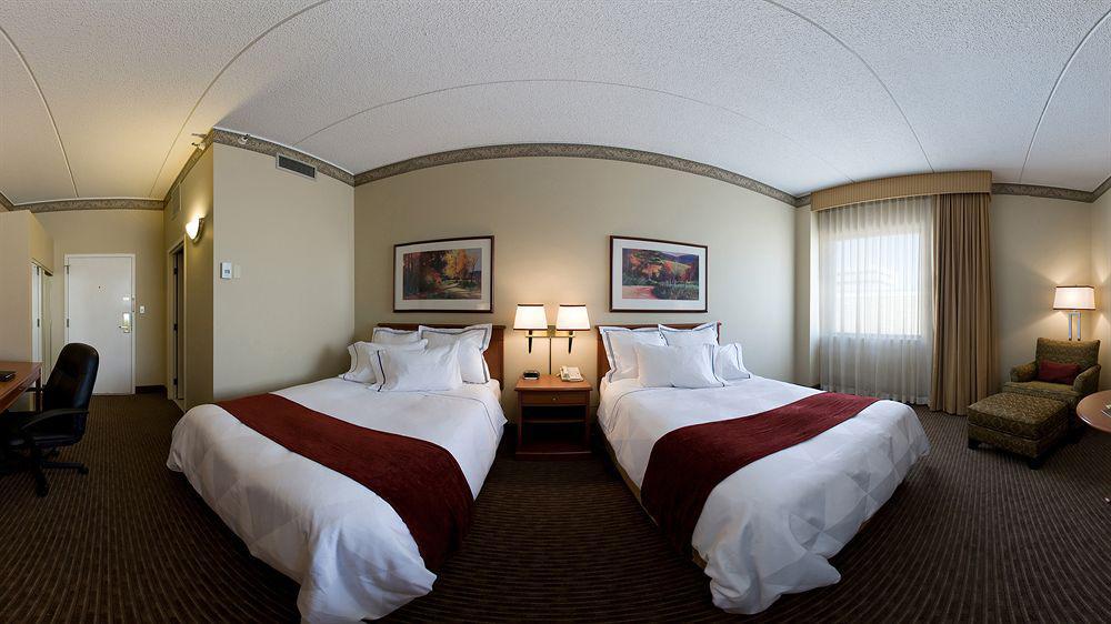 Hilton Appleton Paper Valley Bagian luar foto