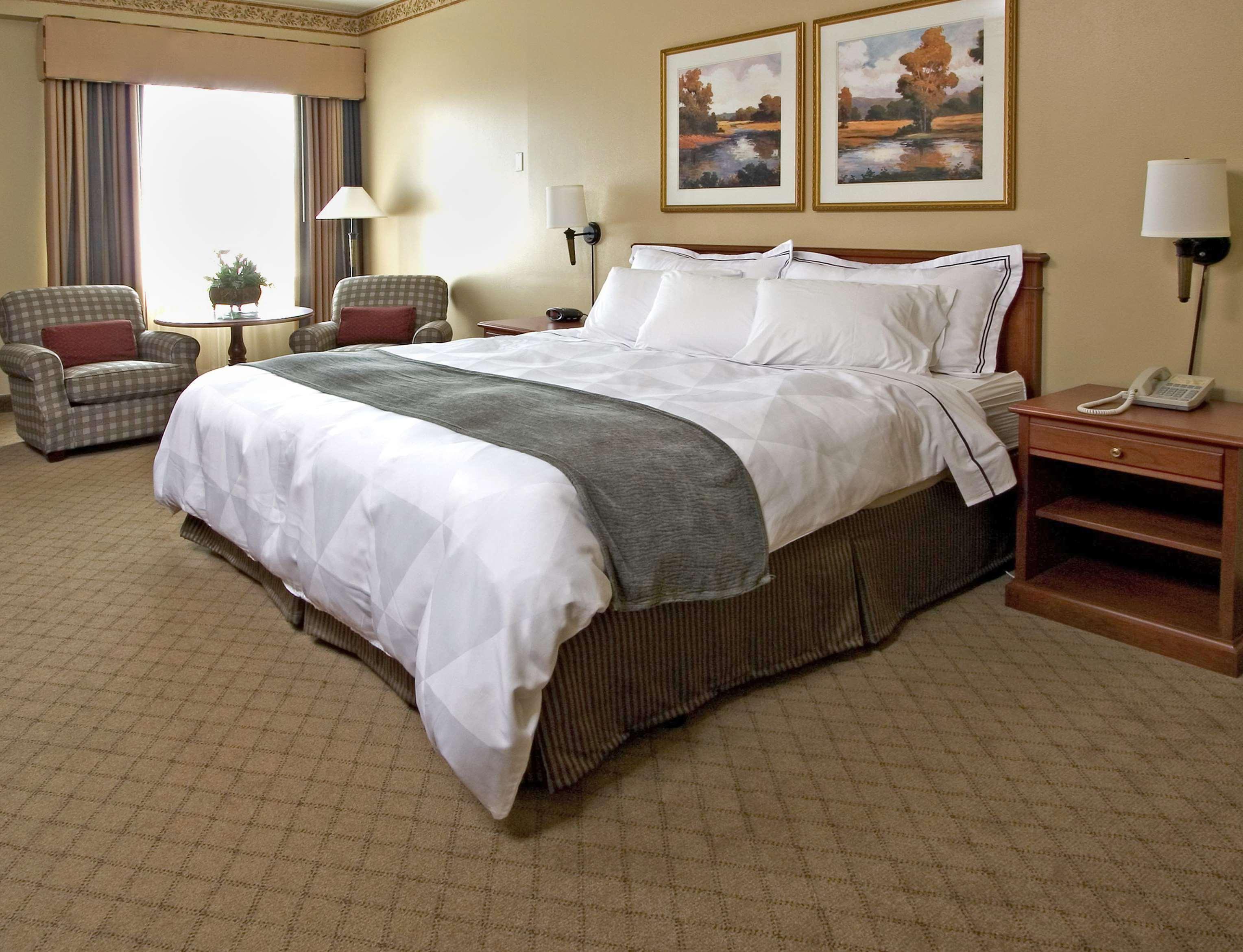 Hilton Appleton Paper Valley Bagian luar foto