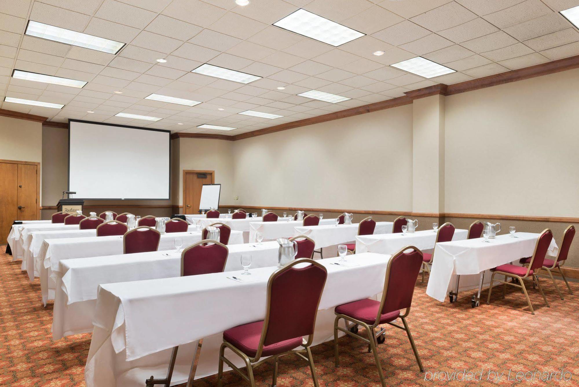 Hilton Appleton Paper Valley Bagian luar foto