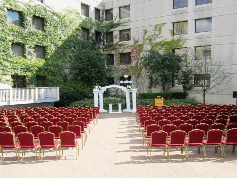 Hilton Appleton Paper Valley Bagian luar foto
